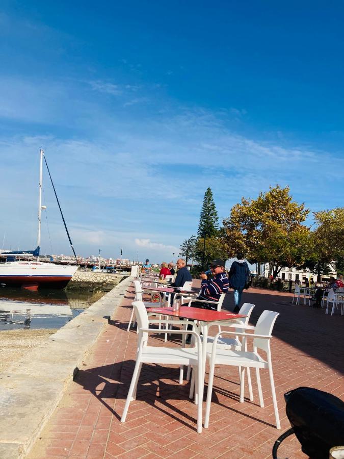 Apartamento Remodelado No Seixal Seixal  Bagian luar foto